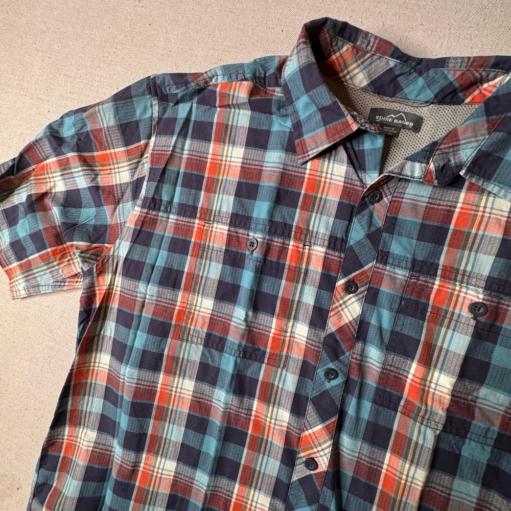 Eddie Bauer Mens XL Short Sleeve Plaid Button Up Shirt Blue Orange Mesh Lined